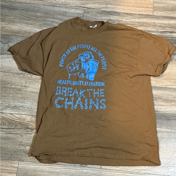 Six Graphic Tees Size Medium - Picture 9 of 13